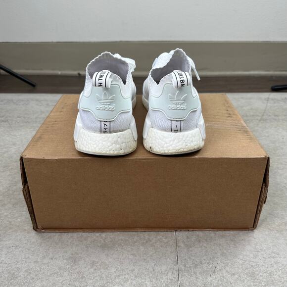 Vintage Y2K Adidas NMD R1 Low Top Shoes Mens 10 Triple White Primeknit Japan - Picture 6 of 8